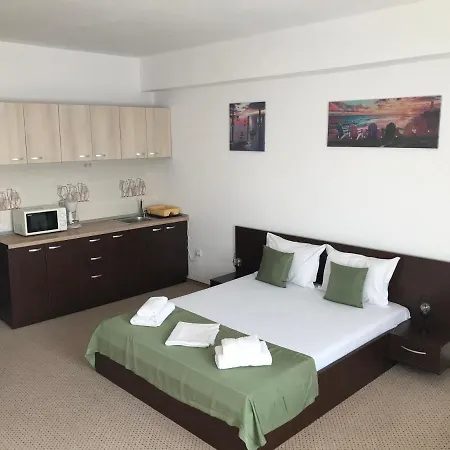 Cristiana إيفوري نورد